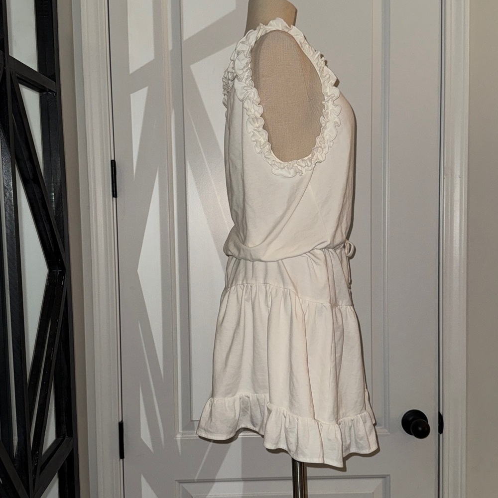 Sundays White Ruffle Dress large Cotton Great and easy to wear - Picture 3 of 5